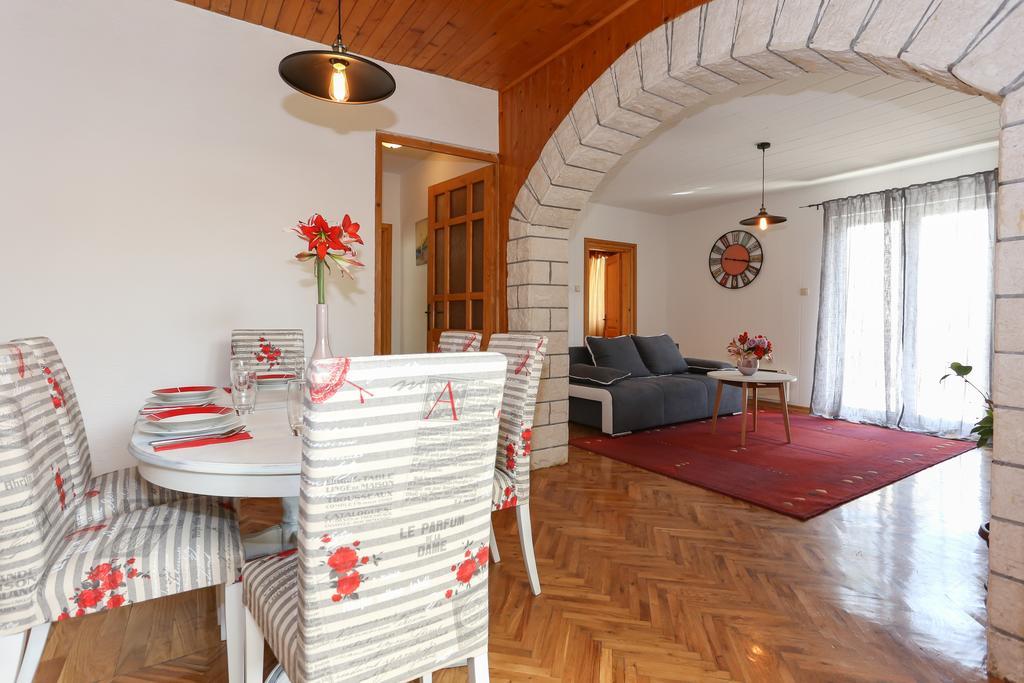 Apartment Mariniva Kaštela Exterior foto